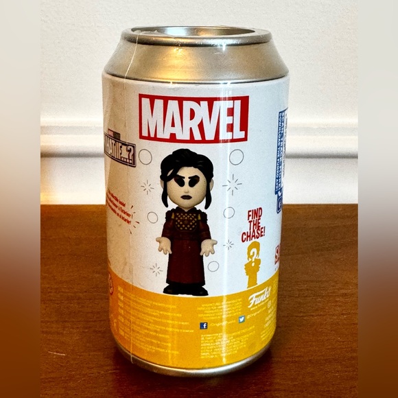 New Funko Vinyl Soda Collectible Marvel Hela with CHANCE OF Chase Amazon - Picture 3 of 3